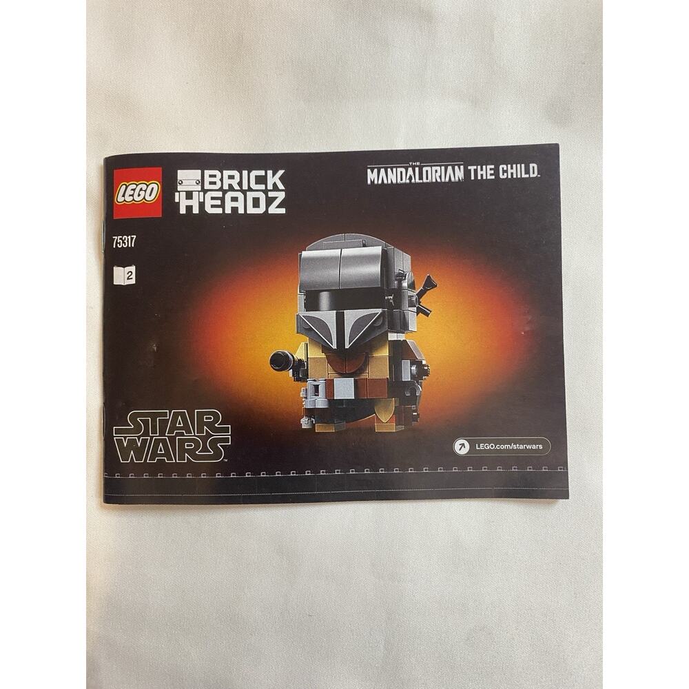 LEGO Star Wars BrickHeadz 75317 The Mandalorian Figure Assembled w/ Accessories - Picture 10 of 15
